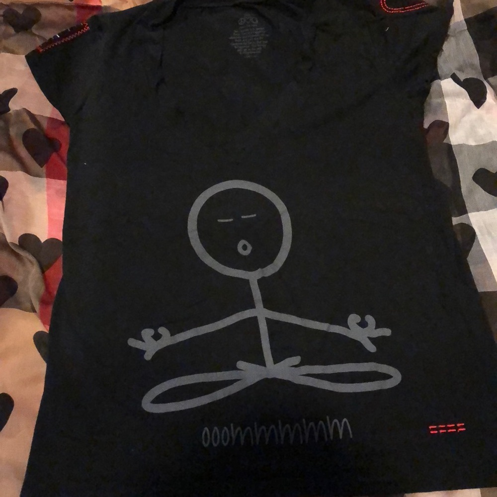 Pristine like new peace love world t-shirt